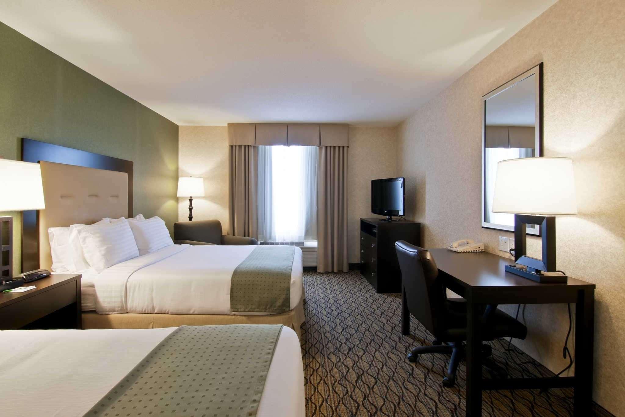 Clarion Hotel & Conference Centre Sherwood Park Ngoại thất bức ảnh