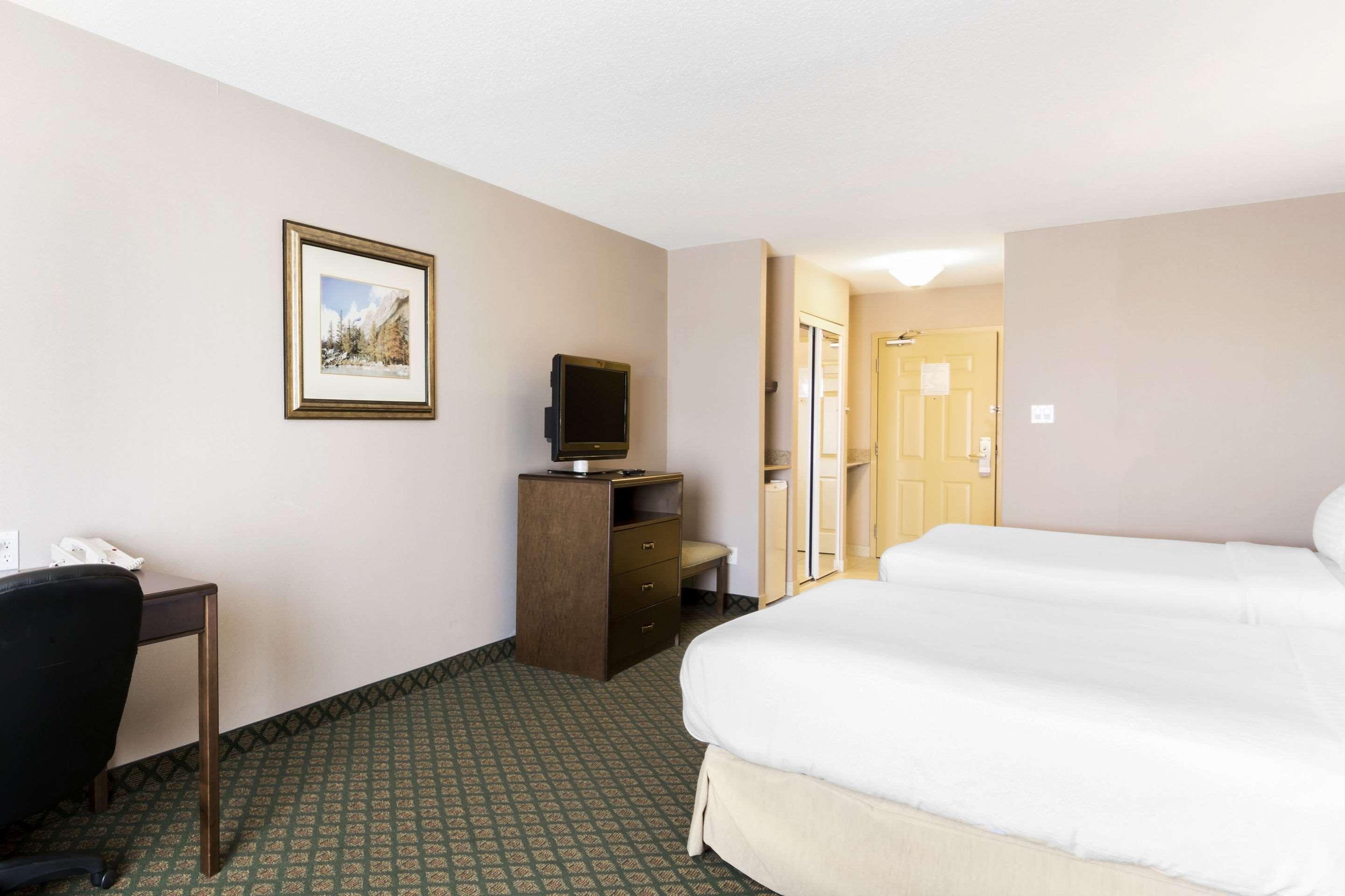 Clarion Hotel & Conference Centre Sherwood Park Ngoại thất bức ảnh