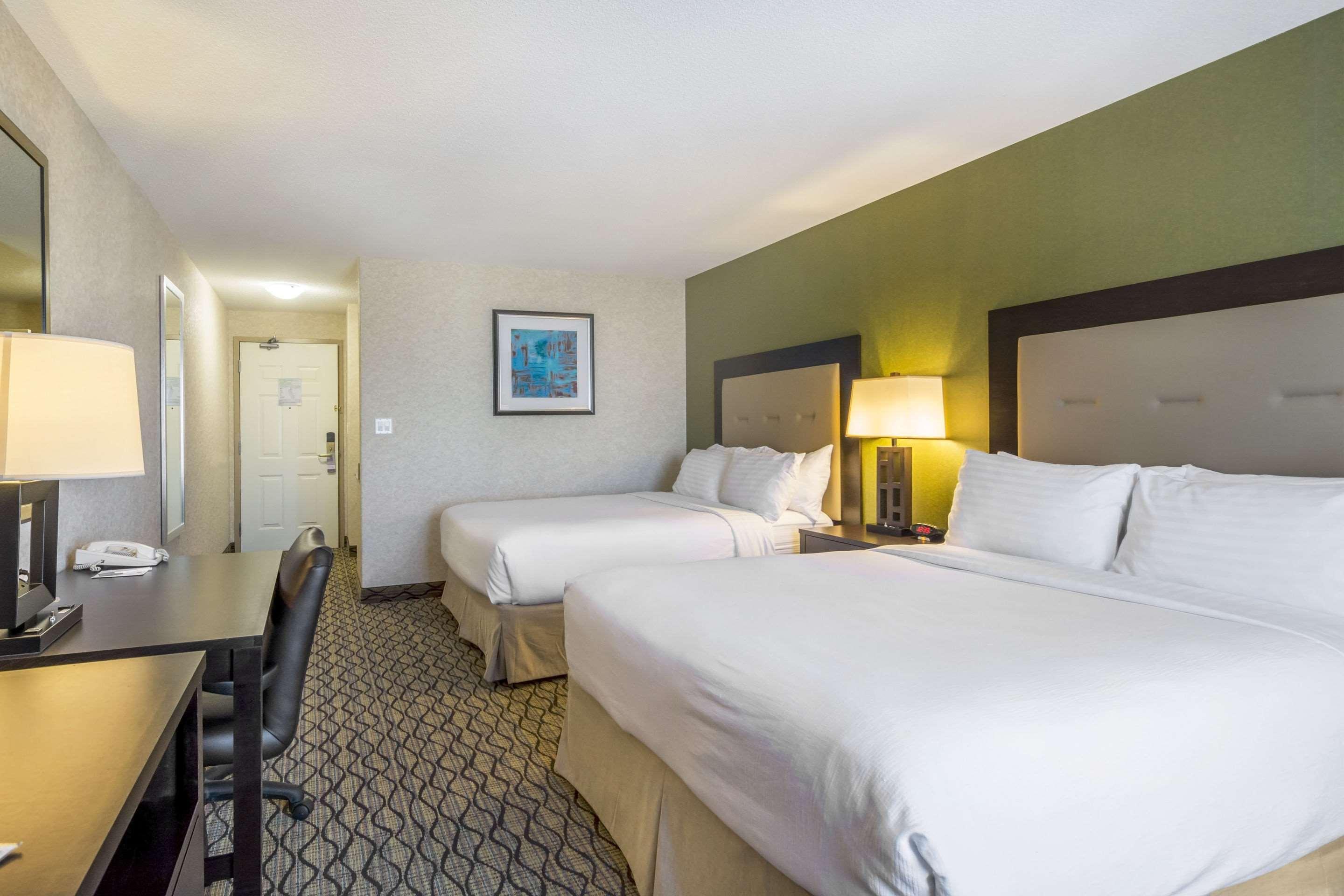 Clarion Hotel & Conference Centre Sherwood Park Ngoại thất bức ảnh