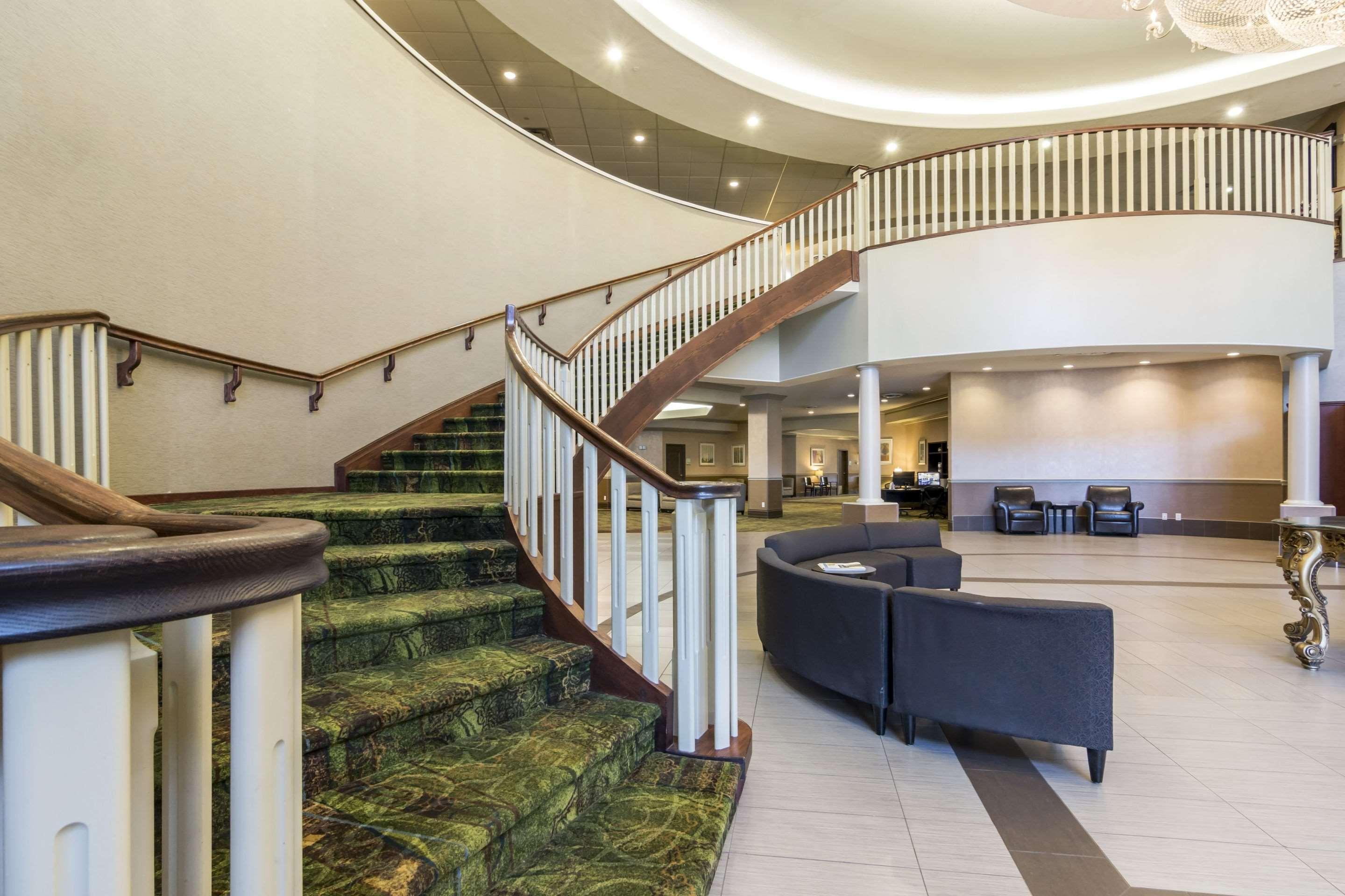 Clarion Hotel & Conference Centre Sherwood Park Ngoại thất bức ảnh
