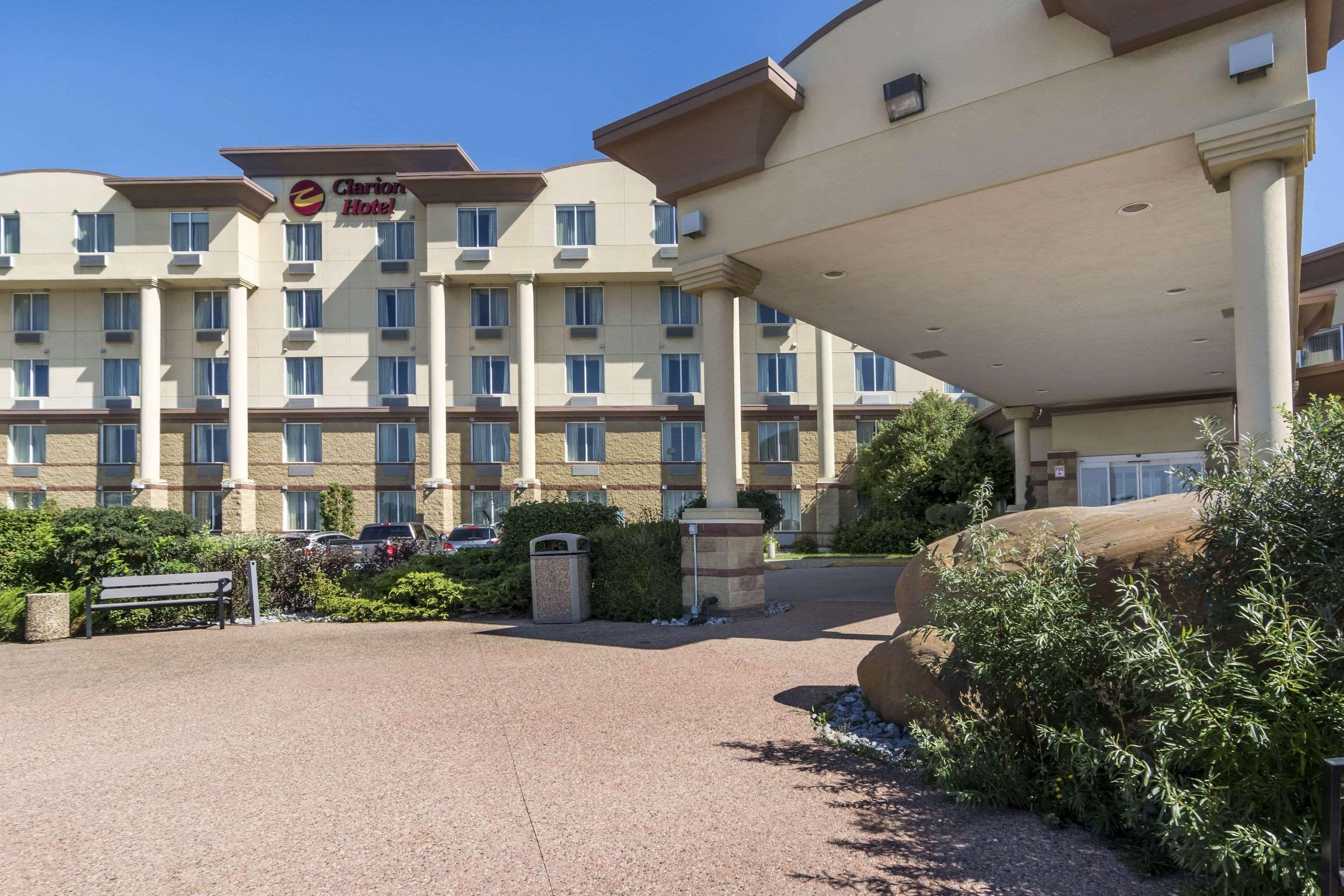 Clarion Hotel & Conference Centre Sherwood Park Ngoại thất bức ảnh
